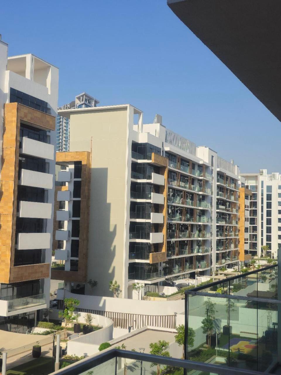 Luxury Near Burj Khalifa In Azizi Riviera Apartment Dubai